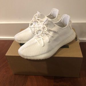 🚫Yeezy Boost 350 V2 Triple White🚫